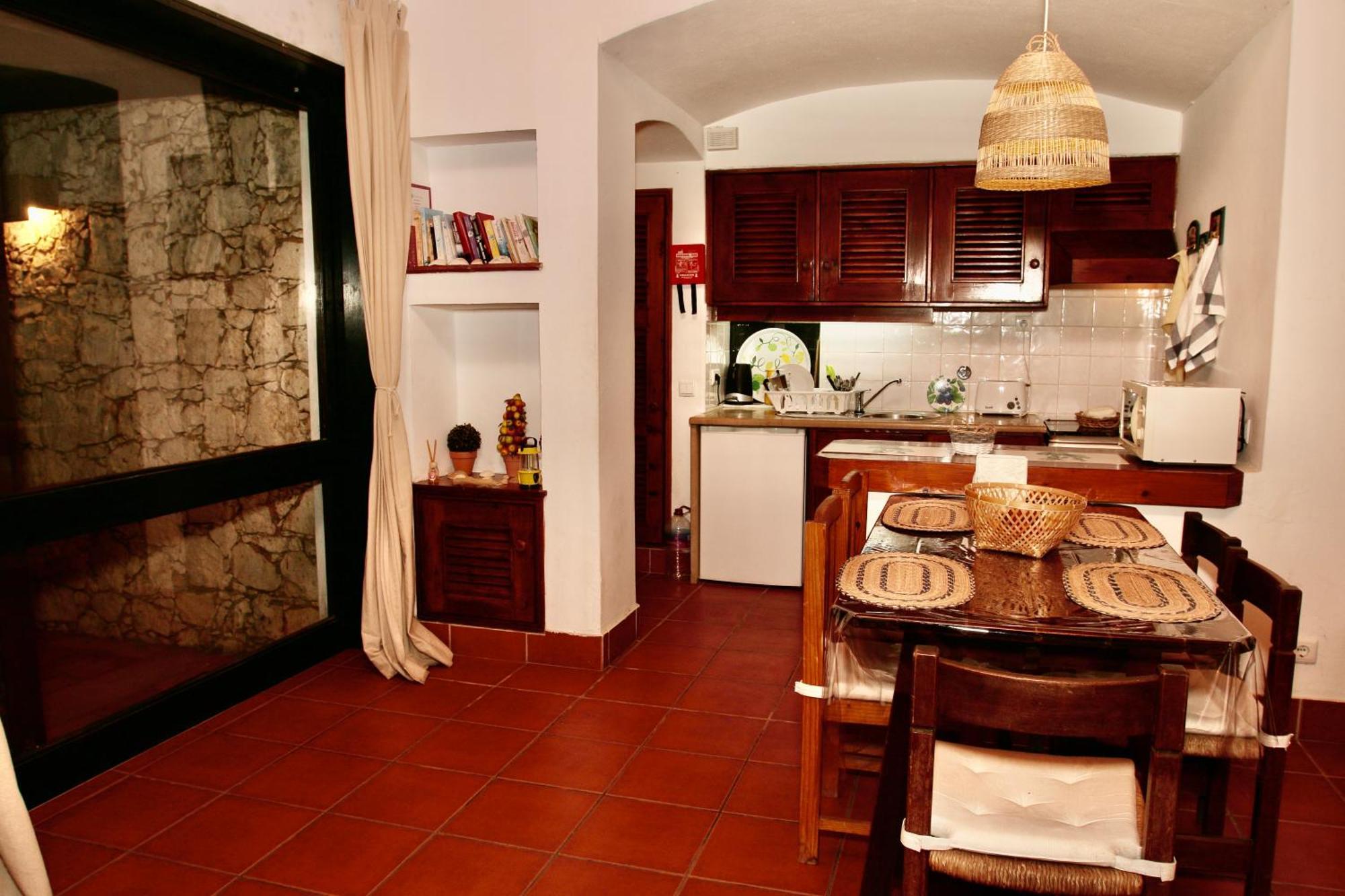 Villa Jacaranda - 550M From The Beach - Free Wifi - By Bedzy Albufeira Kültér fotó